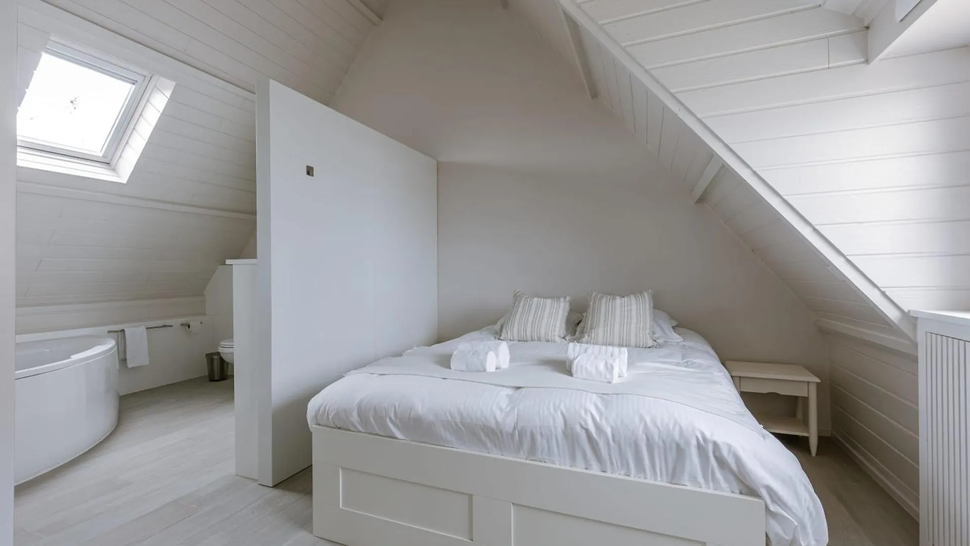 Duplex Apartment With Sea View In Middelkerke